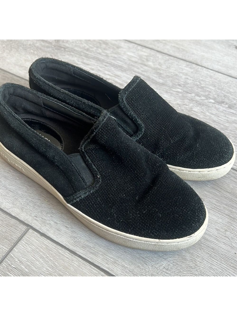 Michael Michael Kors slip on black Trent style suede comfort sneakers size 7 - Picture 2 of 8